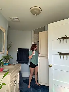 NataLee vault online show from April 9, 2026, 2:45 pm