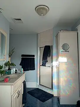 NataLee vault online show from April 15, 2026, 11:59 am