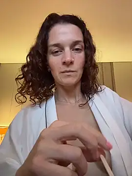 NataLee vault online show from April 24, 2026, 2:19 pm