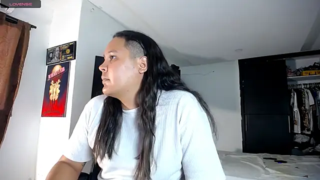 Junaiker roa1 online show from April 9, 2026, 10:49 pm