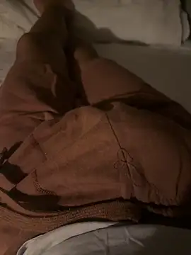 Kadenj92 online show from April 6, 2026, 8:43 pm