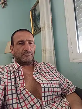 Snapshot of DanTrov79 chatting on May 21, 2026, 8:01 am DanTrov79 online show from May 21, 2026, 8:01 am
