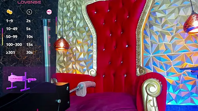 Divaluna  online show from March 28, 2026, 11:39 pm