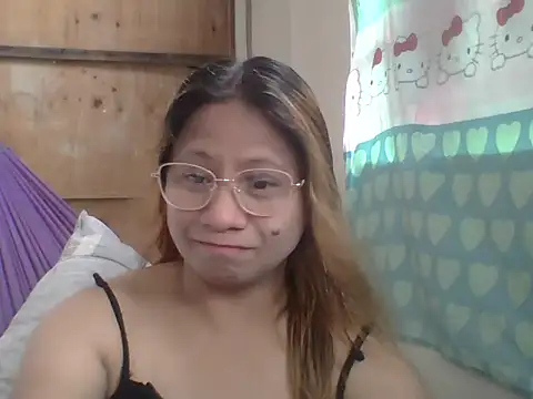 PinayChristine online show from July 26, 2026, 2:51 am