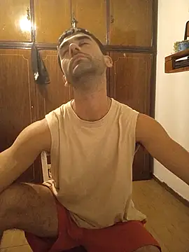 Tomasselo online show from April 3, 2026, 11:33 pm