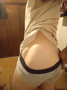 Tomasselo online show from April 16, 2026, 4:02 am