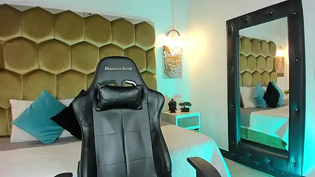 Celene Rosejs online show from April 9, 2026, 2:57 am