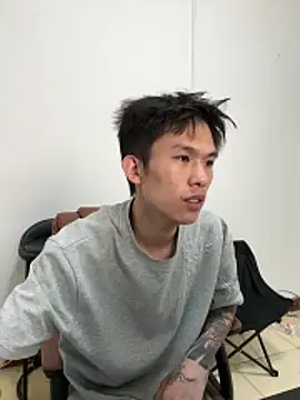 zzzzppp3 online show from April 1, 2026, 3:52 am