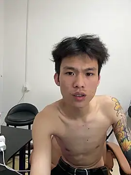 zzzzppp3 online show from April 6, 2026, 12:39 pm