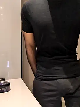 handsome-hunky online show from March 31, 2026, 6:10 pm