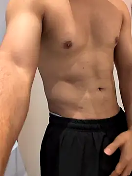 handsome-hunky online show from April 10, 2026, 1:18 pm