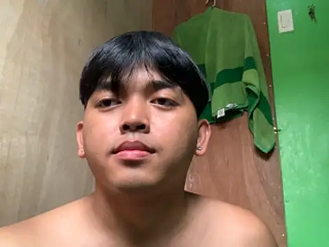 haru-X-hunter online show from April 12, 2026, 3:21 am