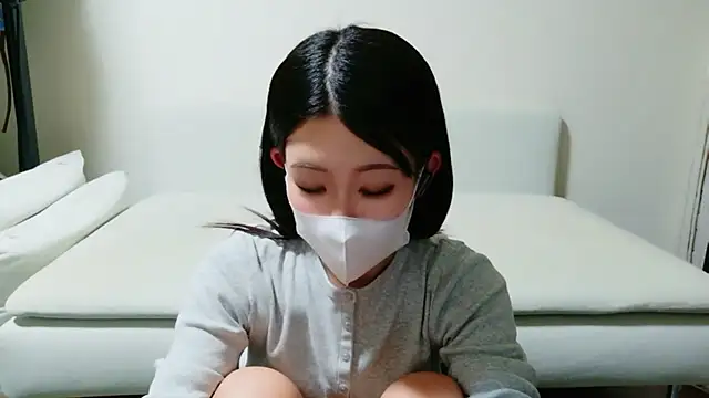 maya chan desu online show from March 25, 2026, 11:47 pm