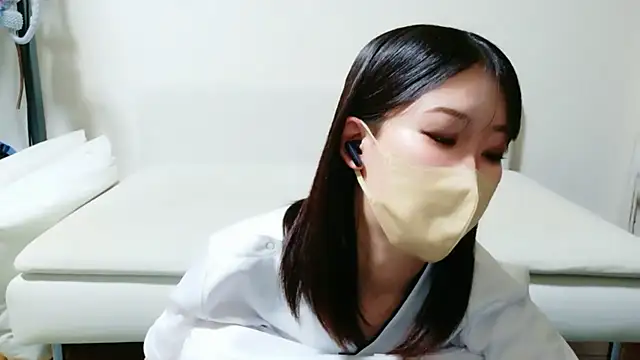 maya chan desu online show from March 27, 2026, 3:15 am