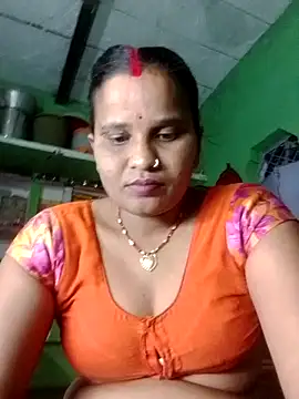 Snapshot of Shivani09900 chatting on May 26, 2026, 7:56 pm Shivani09900 online show from May 26, 2026, 7:56 pm