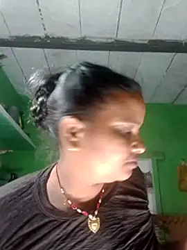 Snapshot of Shivani09900 chatting on July 14, 2026, 7:42 pm Shivani09900 online show from July 14, 2026, 7:42 pm