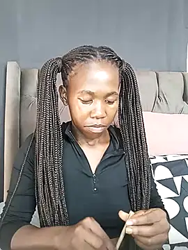 Cybil Hearts online show from April 11, 2026, 8:07 am