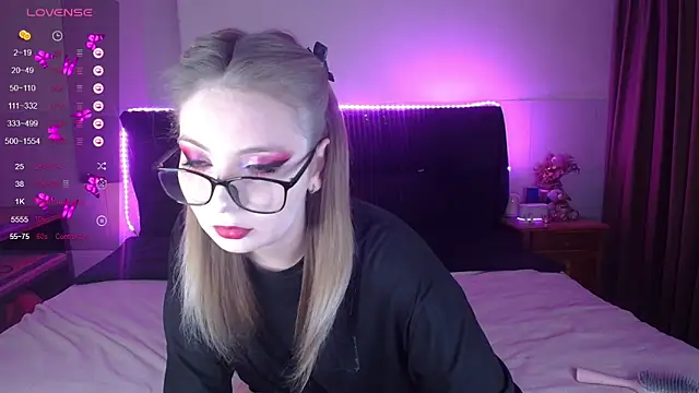 ammyska online show from April 15, 2026, 2:06 am