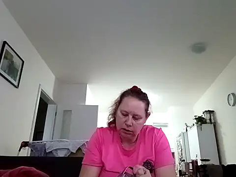 Jahudka47 online show from April 12, 2026, 10:18 am