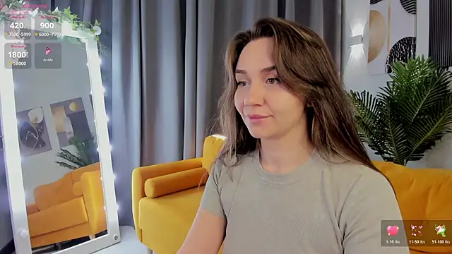 Domirelle online show from April 11, 2026, 4:09 am