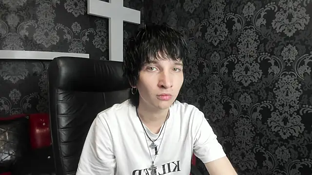 Snapshot of AdonBev chatting on July 11, 2026, 6:46 am AdonBev online show from July 11, 2026, 6:46 am