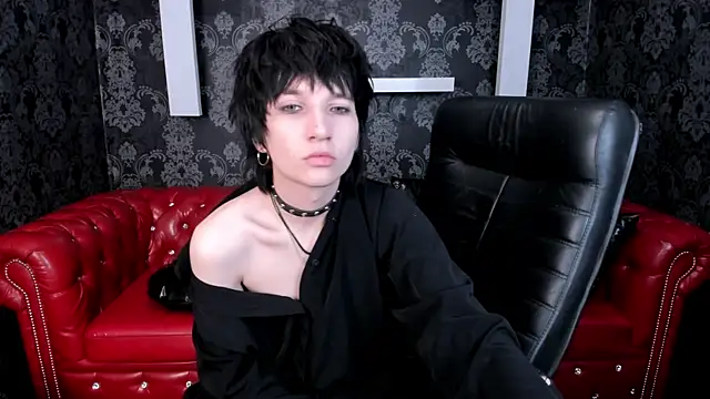 Snapshot of AdonBev chatting on July 22, 2026, 7:32 am AdonBev online show from July 22, 2026, 7:32 am
