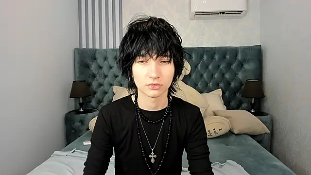 Snapshot of AdonBev chatting on June 28, 2026, 5:25 am AdonBev online show from June 28, 2026, 5:25 am