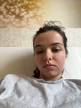 AForbiddenFlower online show from April 16, 2026, 6:14 am