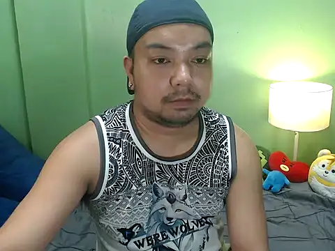 alexx babexx online show from April 4, 2026, 4:57 pm