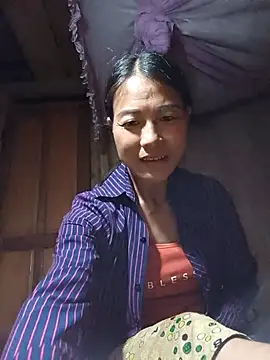 Snapshot of -Numin- chatting on May 7, 2026, 1:36 pm -Numin- online show from May 7, 2026, 1:36 pm