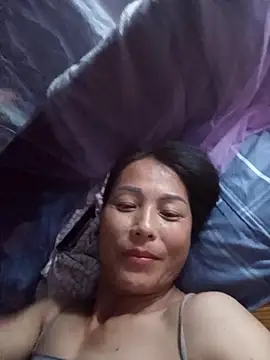 Snapshot of -Numin- chatting on April 18, 2026, 1:35 pm -Numin- online show from April 18, 2026, 1:35 pm