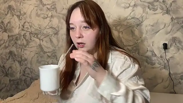 Jenny Kiss  online show from March 26, 2026, 4:16 pm