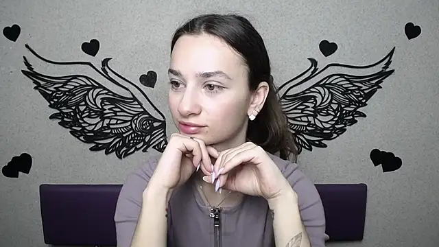 Je55icaBreeze online show from March 28, 2026, 6:03 am