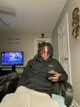 Snapshot of Thirdlegsuave chatting on March 31, 2026, 2:35 am Thirdlegsuave online show from March 31, 2026, 2:35 am