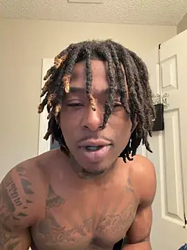 Snapshot of Thirdlegsuave chatting on March 24, 2026, 10:21 pm Thirdlegsuave online show from March 24, 2026, 10:21 pm