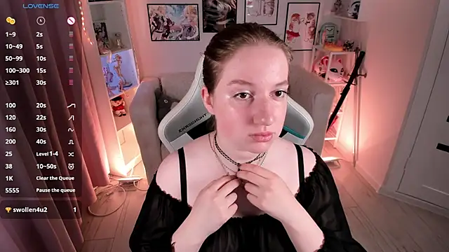 Snapshot of Elisabeth_Binder chatting on July 10, 2026, 3:28 am Elisabeth Binder online show from July 10, 2026, 3:28 am