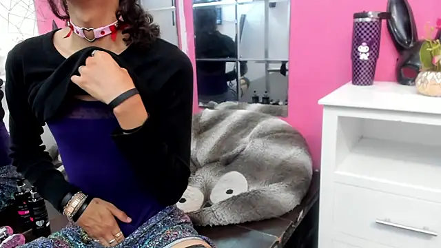 Snapshot of vannellope_roberts chatting on April 7, 2026, 1:57 pm vannellope roberts online show from April 7, 2026, 1:57 pm