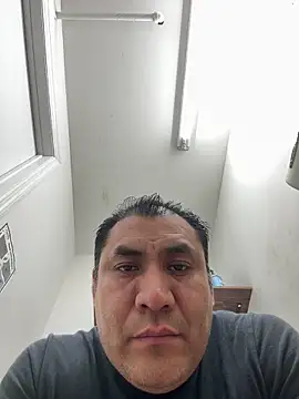 Crossroads5214 online show from April 16, 2026, 9:50 pm