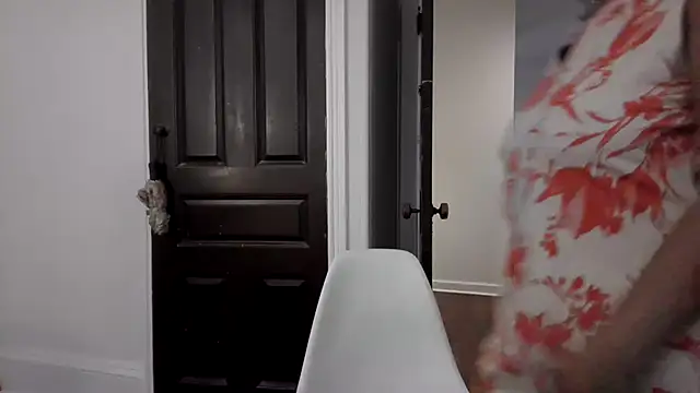 biancadoesit online show from April 16, 2026, 8:20 pm