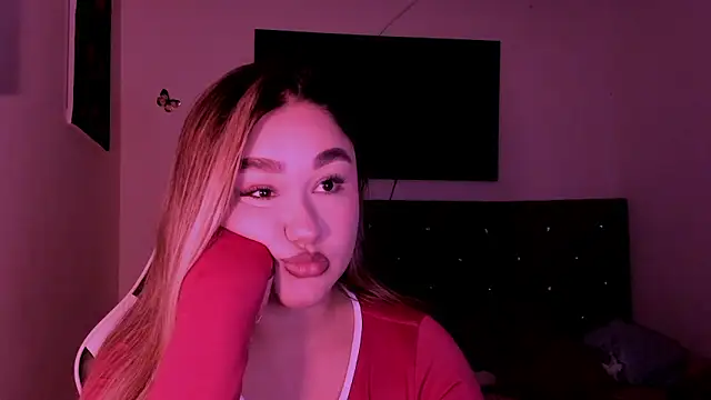 Soouuf  online show from April 14, 2026, 12:26 am