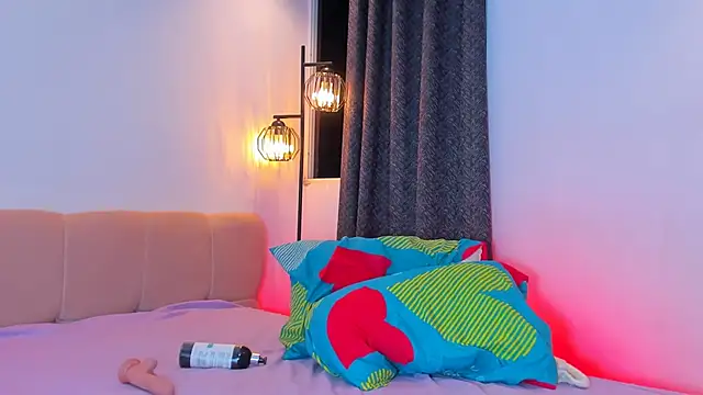 SweetLittleQueenBat online show from April 2, 2026, 4:08 am