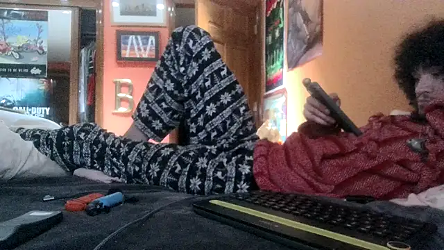 Teddy4420 online show from April 17, 2026, 8:06 am