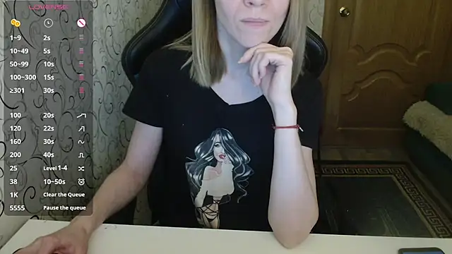 Snapshot of Ricky_Chadwick_ chatting on April 12, 2026, 4:54 pm Ricky Chadwick online show from April 12, 2026, 4:54 pm