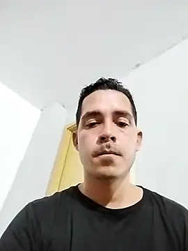 Gabriel leon33 online show from April 1, 2026, 3:30 am