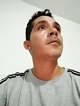 Gabriel leon33 online show from April 8, 2026, 5:31 am