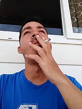 Gabriel leon33 online show from April 4, 2026, 6:25 pm