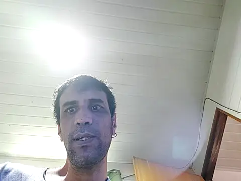 VladTepeslll online show from April 14, 2026, 4:34 pm