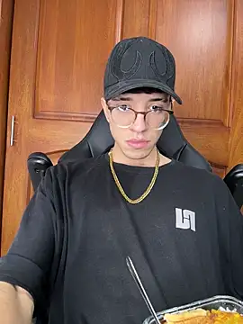 ArthurDaviess online show from April 2, 2026, 8:43 am