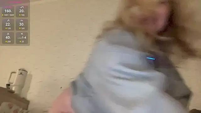 cutiejuliee online show from July 7, 2026, 8:45 pm