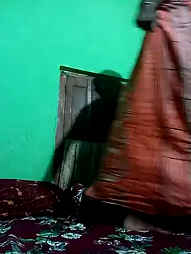 Snapshot of puja560 chatting on April 16, 2026, 4:41 pm puja560 online show from April 16, 2026, 4:41 pm